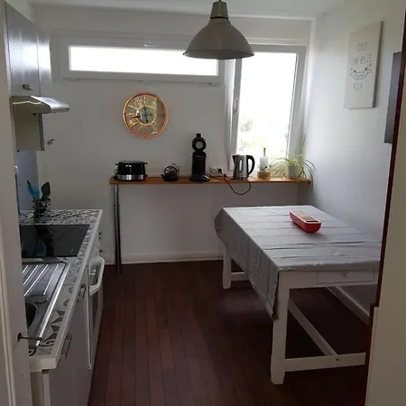 Apart L Oree Du Bois- Ambiance Cosy - Vue Panoramique Sur Verdure, Spacieux Et Calme 76m2 - 2ch - 3 Lits - Parking -prox Metro アパート リール